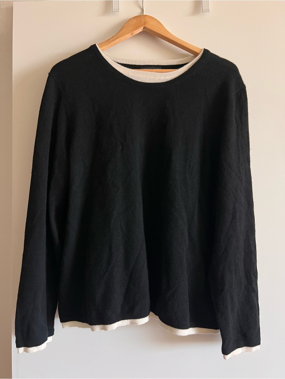 Sutton 100% Cashmere Black Crewneck Sweater with Cream Trim